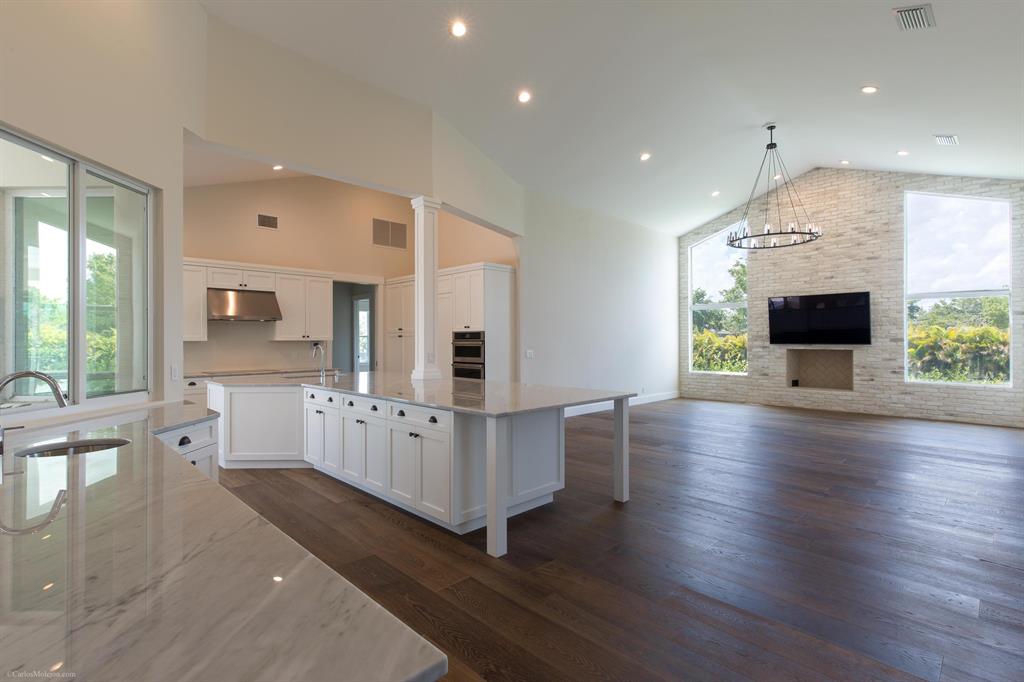 SADDLE TRAIL PARK OF WELL - Residential