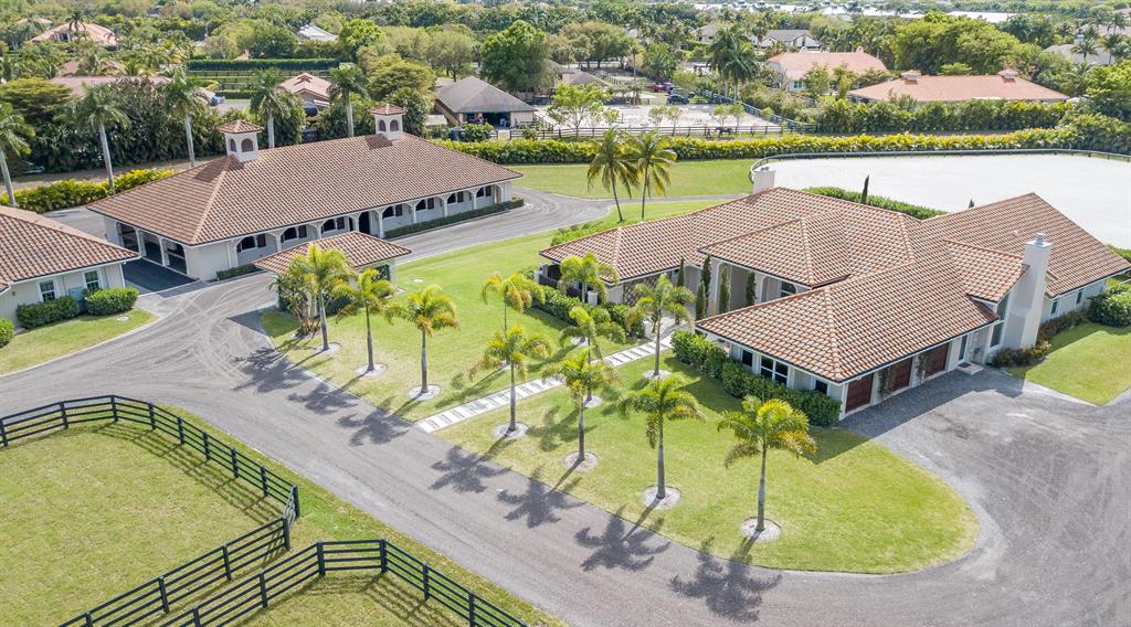 SADDLE TRAIL PARK OF WELL - Residential