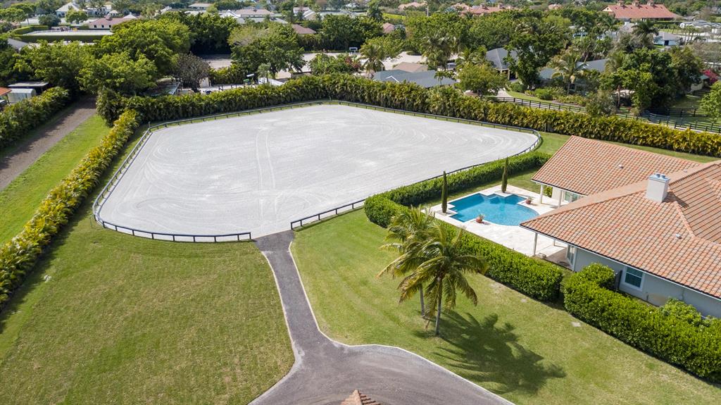 SADDLE TRAIL PARK OF WELL - Residential