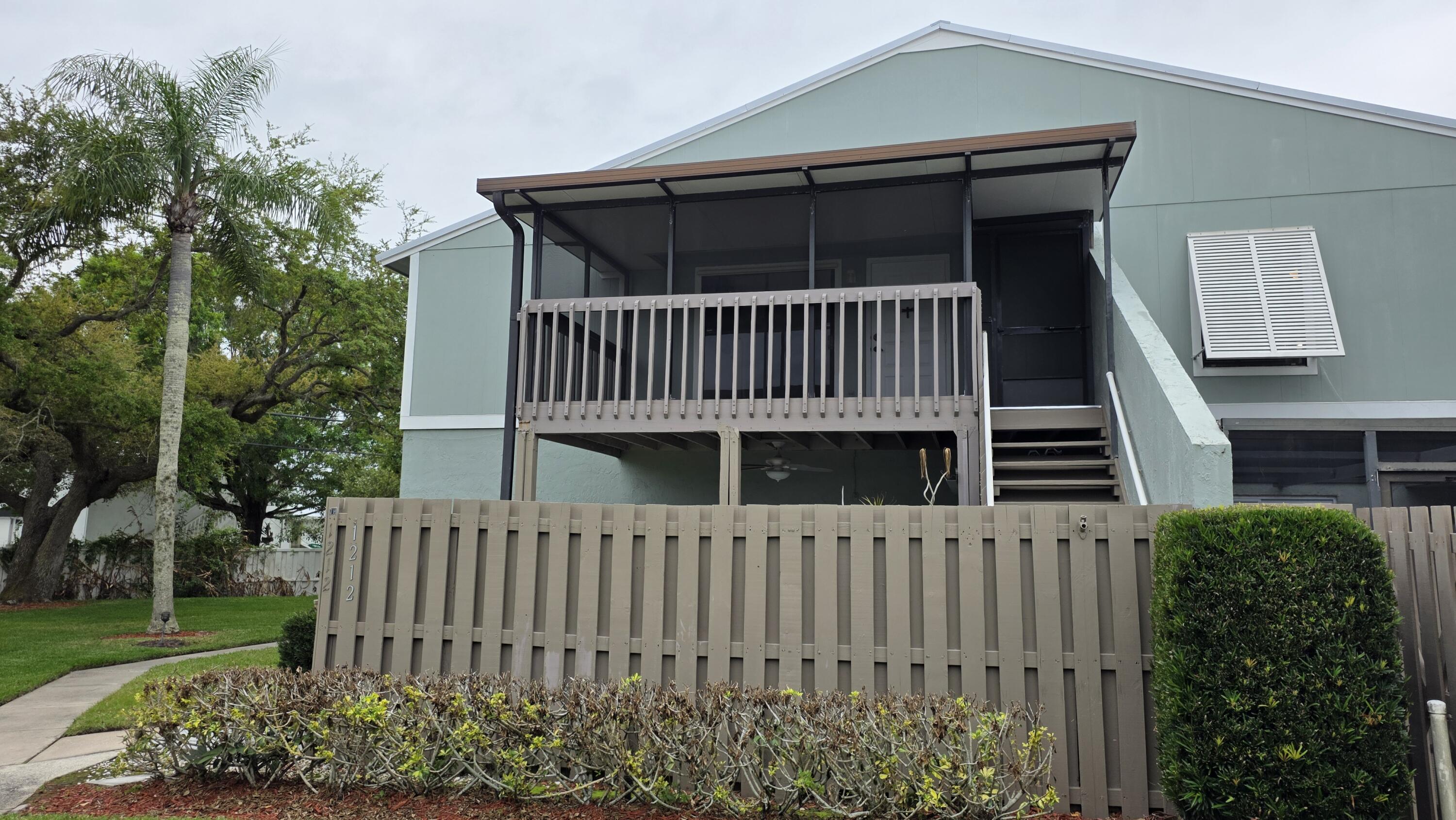 SEBASTIAN LAKES CONDO PHASE I - Residential Lease