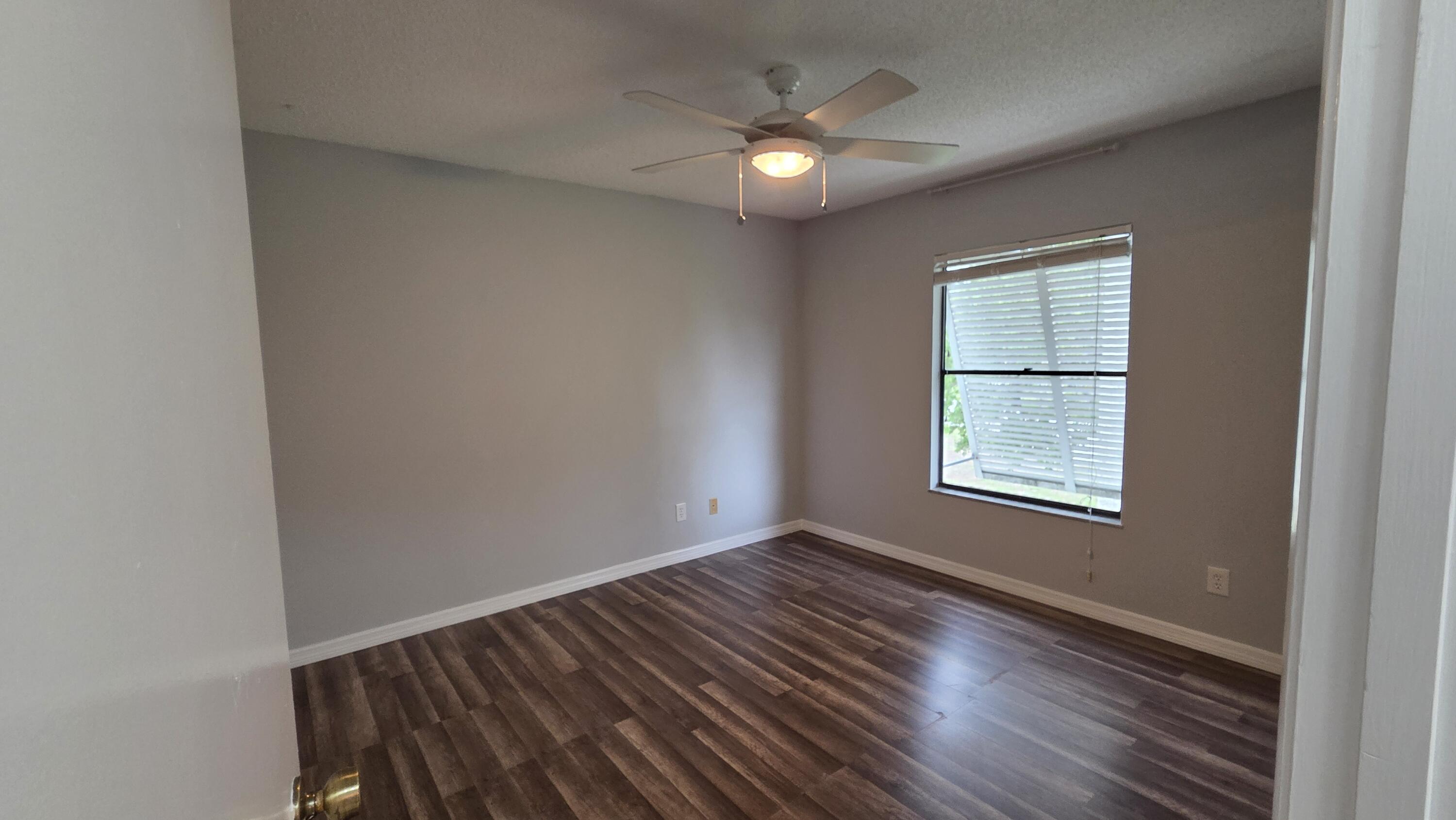 SEBASTIAN LAKES CONDO PHASE I - Residential Lease