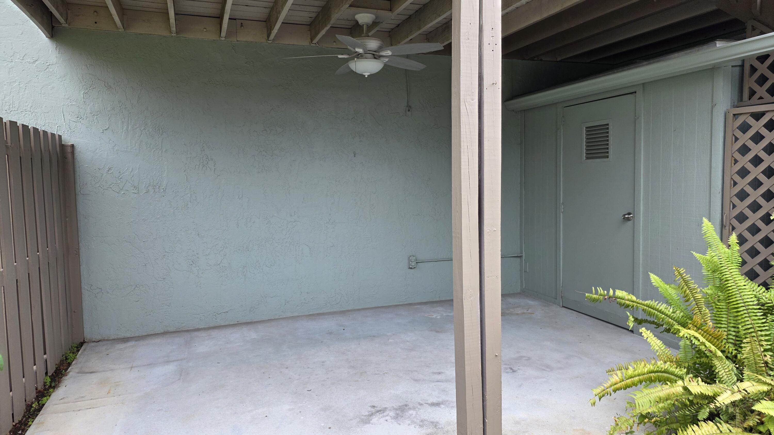 SEBASTIAN LAKES CONDO PHASE I - Residential Lease