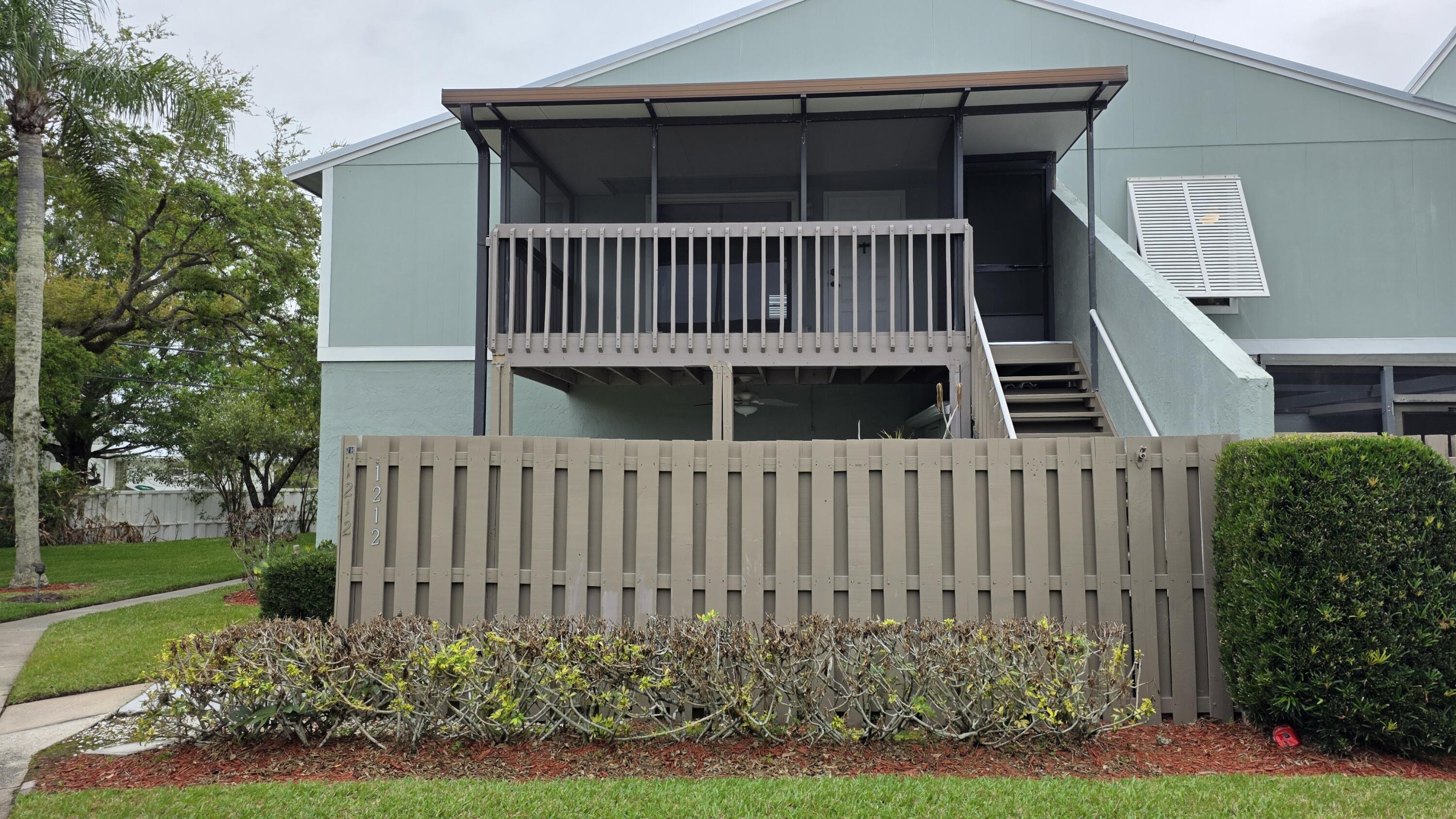 SEBASTIAN LAKES CONDO PHASE I - Residential Lease