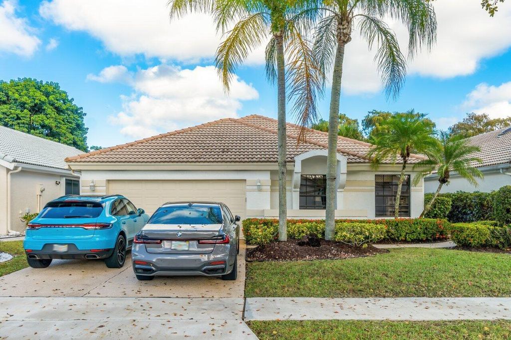 Photo of 11123 Highland Circle, Boca Raton, FL 33428 (MLS # R10935449)