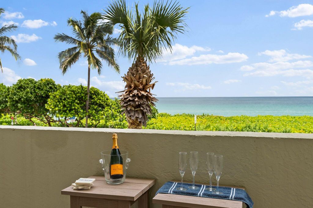 Photo of 2050 S Highway A1a #3, Jupiter, FL 33477 (MLS # R10909631)