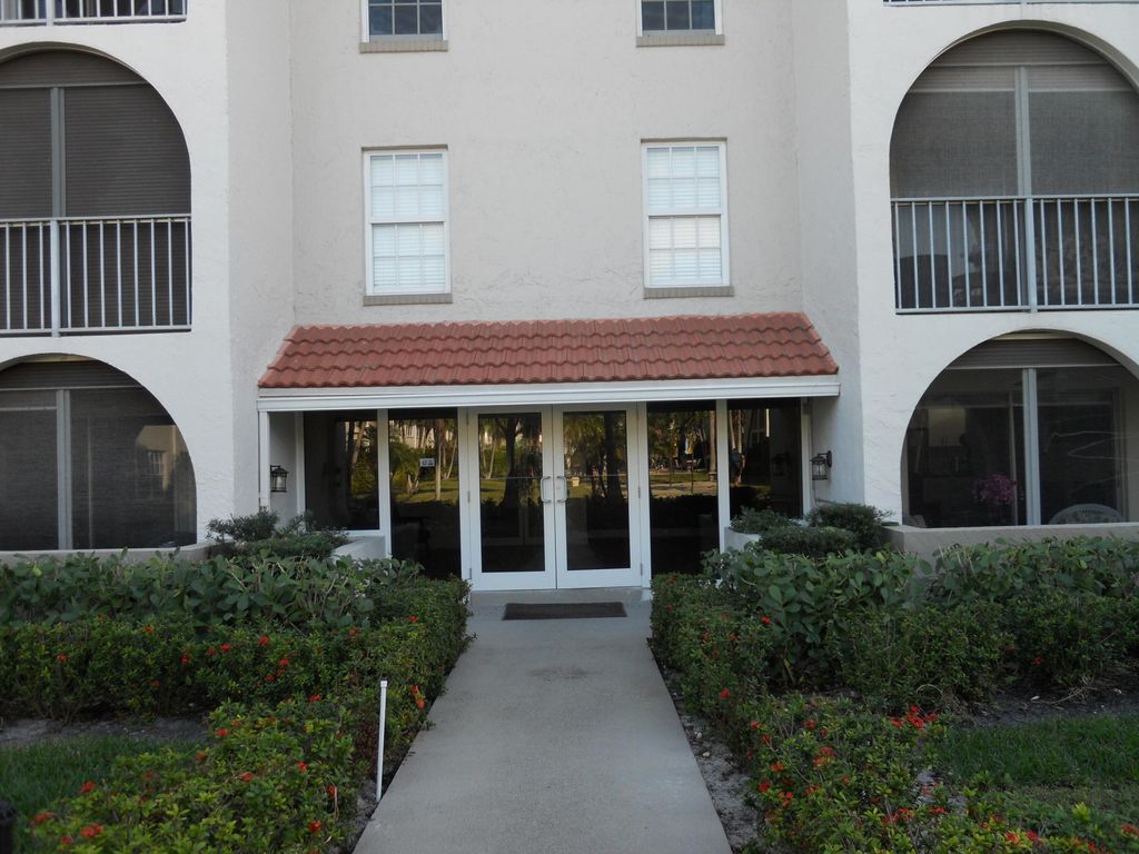 Photo of 250 NE 20 Street #123s, Boca Raton, FL 33431 (MLS # R11155917)