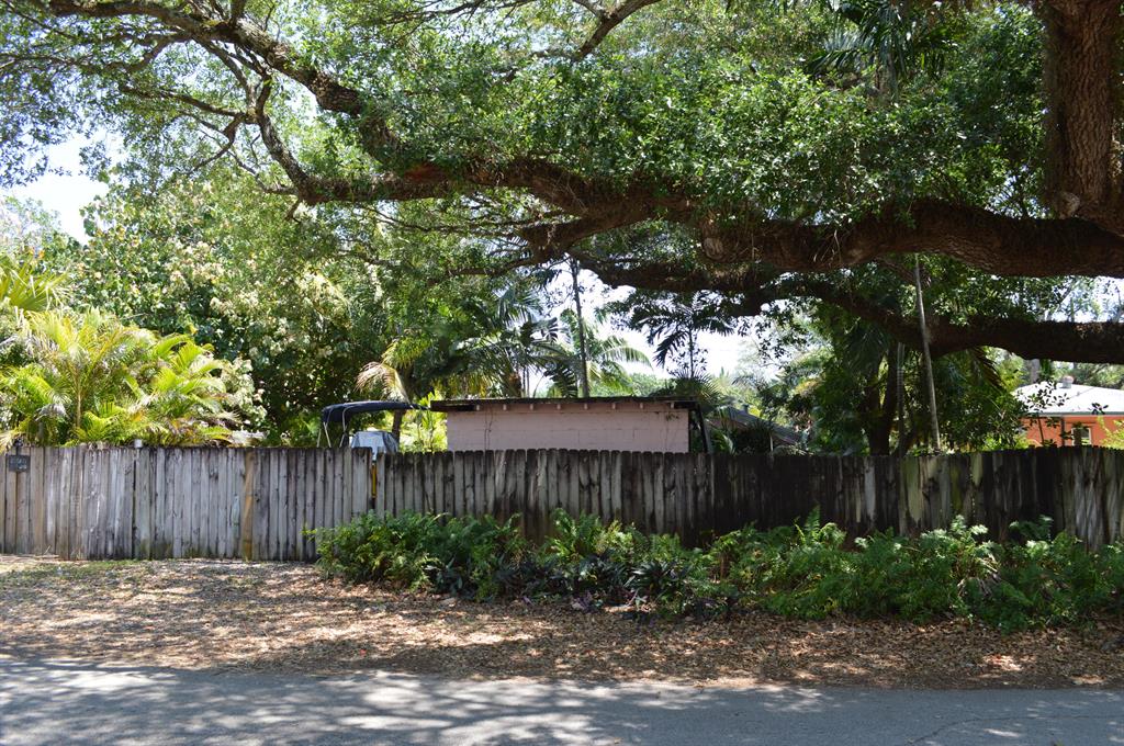 RIVERSIDE NO 3 - Residential