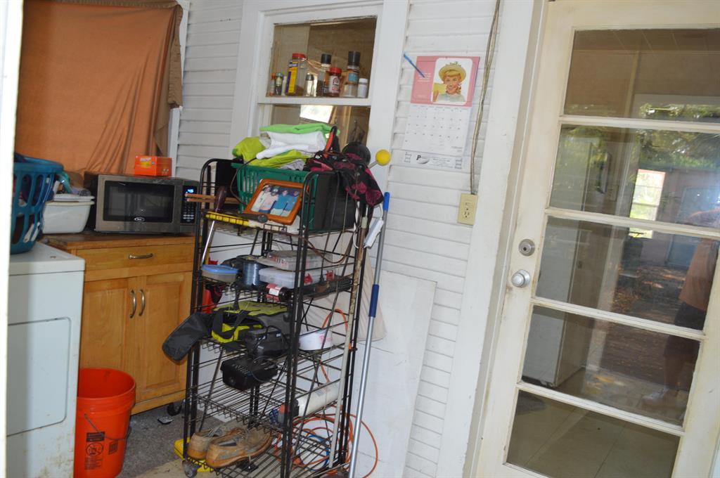 RIVERSIDE NO 3 - Residential