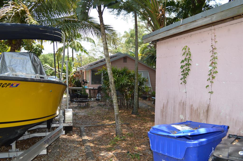 RIVERSIDE NO 3 - Residential