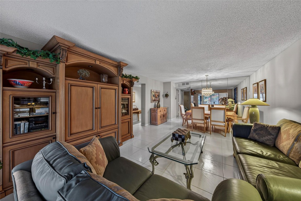 Huntington Lakes 5 - Residential