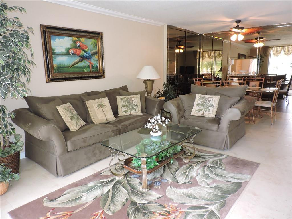 MEADOWBROOK LAKES - Residential