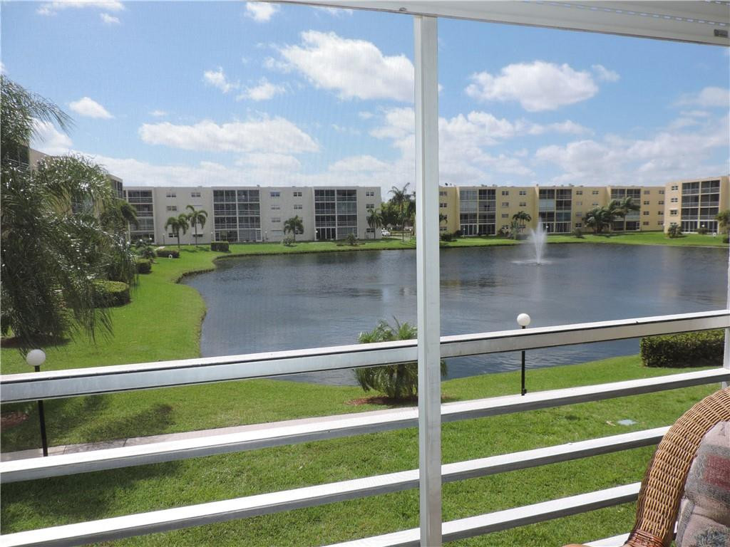 MEADOWBROOK LAKES - Residential