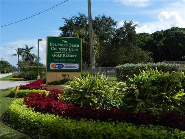 MEADOWBROOK LAKES - Residential