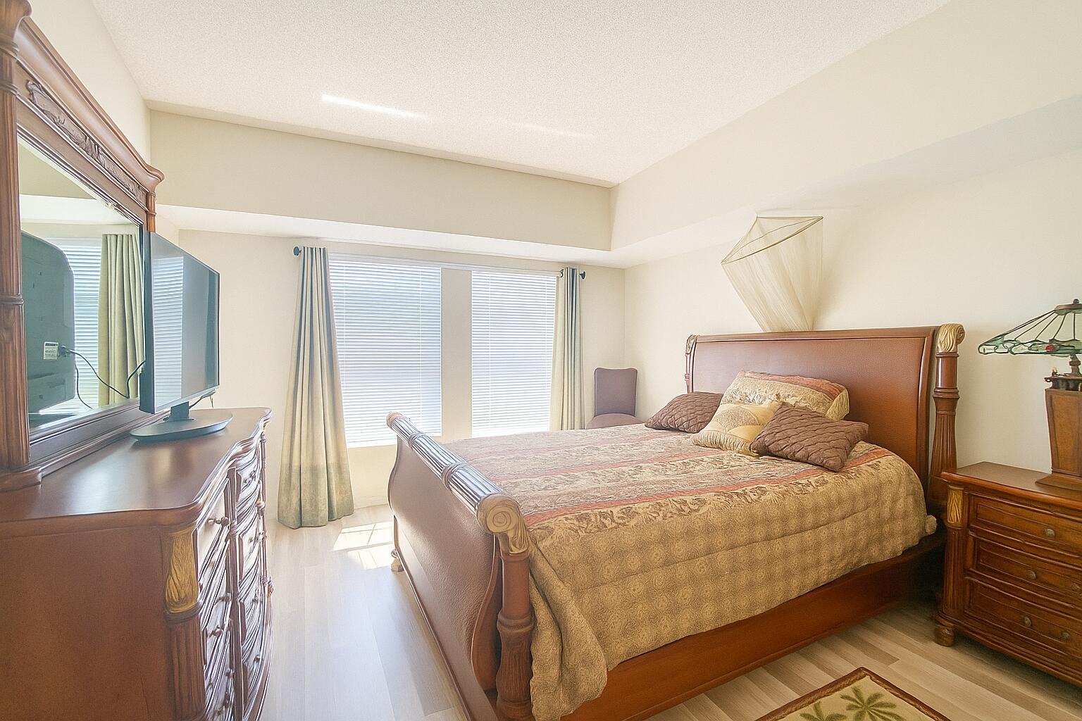 TUSCANY ON THE INTRACOAST - Residential Lease