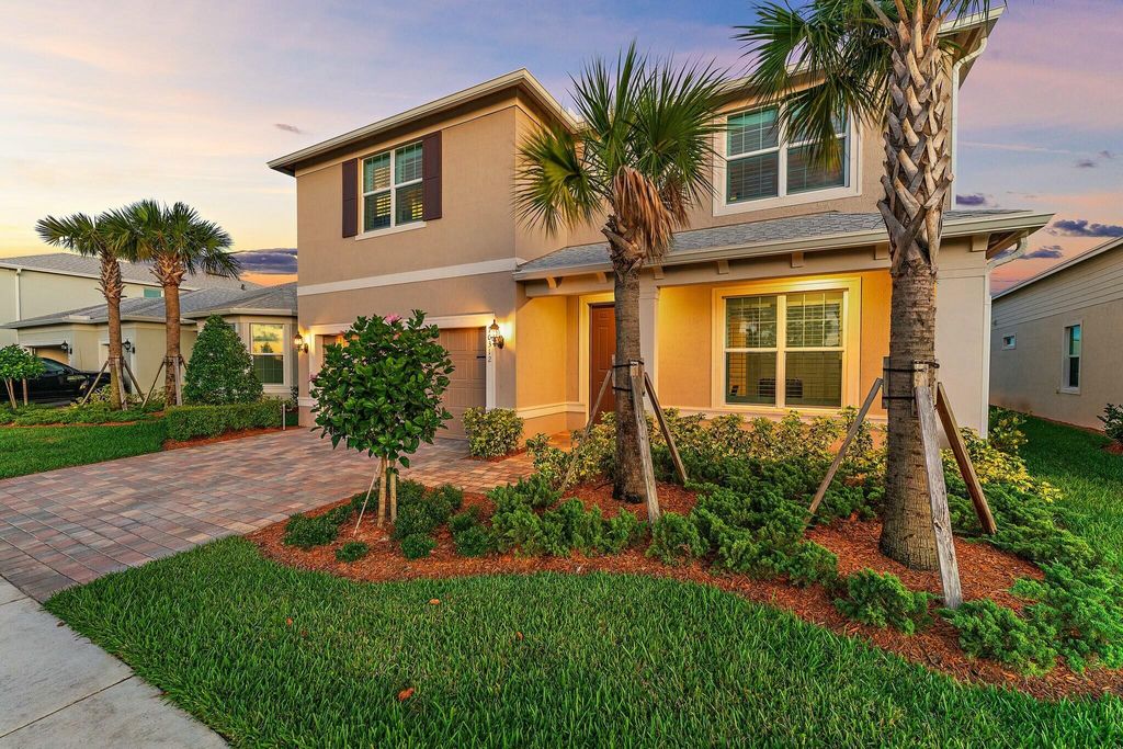 Photo of 10312 SW Green Turtle Lane, Port Saint Lucie, FL 34987 (MLS # R11053441)