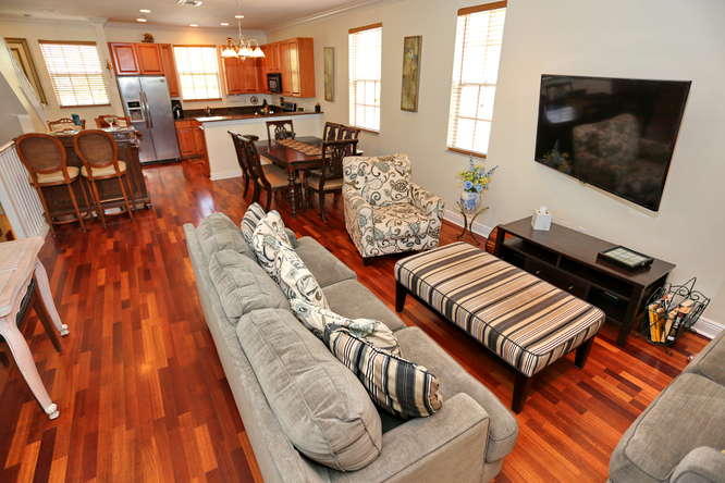 COURTYARDS OF LAKE WORTH - Residential