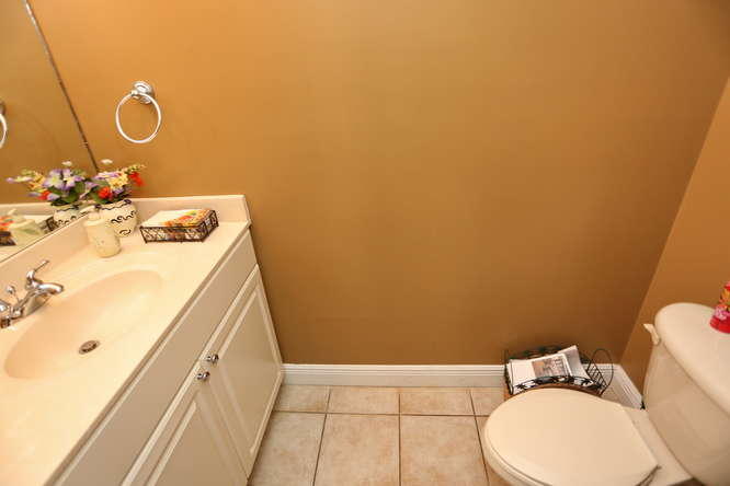 COURTYARDS OF LAKE WORTH - Residential