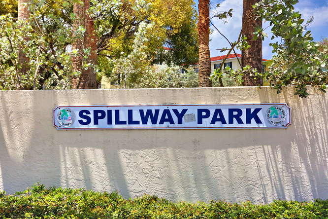 COURTYARDS OF LAKE WORTH - Residential