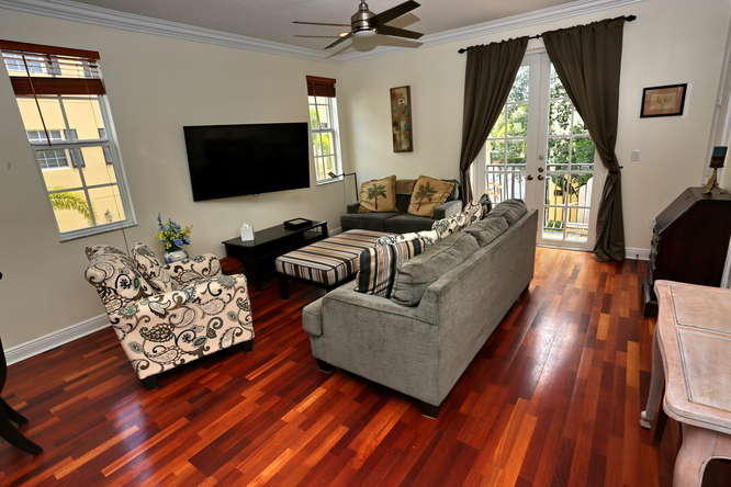 COURTYARDS OF LAKE WORTH - Residential