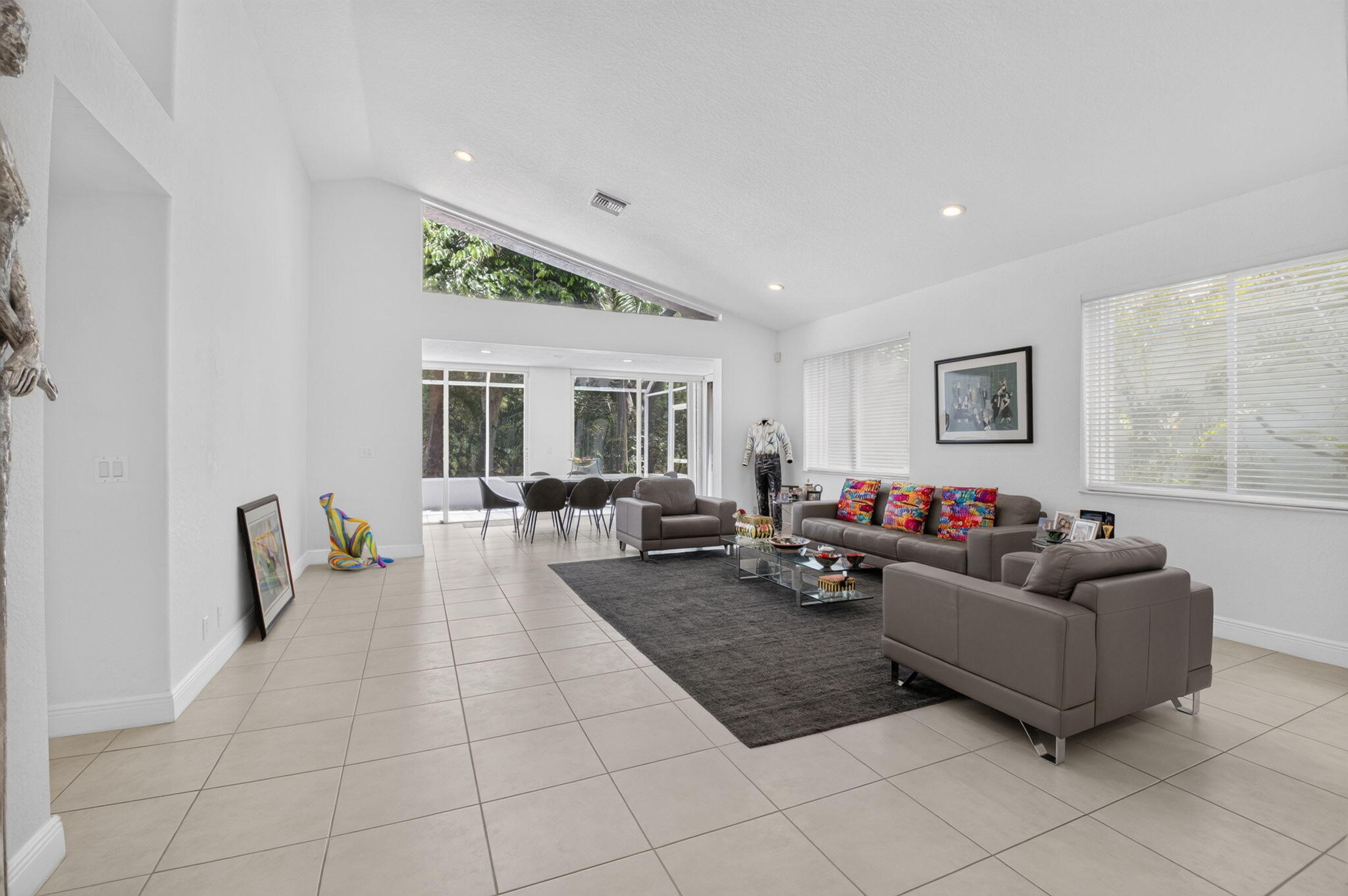 5207 BROOKVIEW Drive