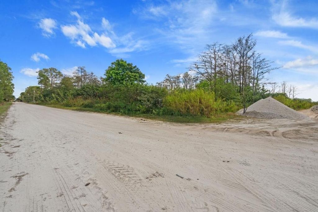 Photo of 0 87th Road N, Loxahatchee, FL 33470 (MLS # R11064872)