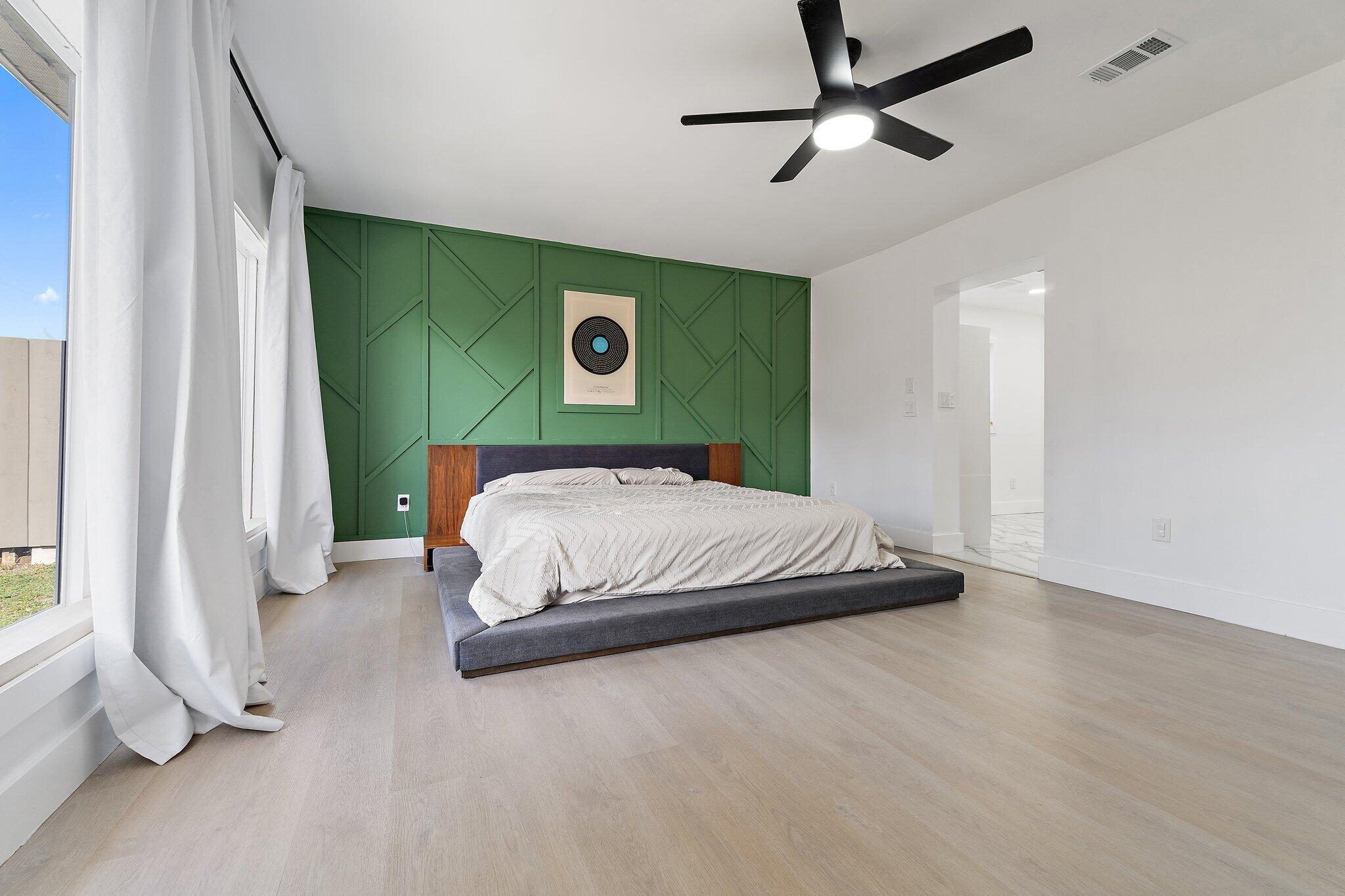 CORAL GARDENS - Residential