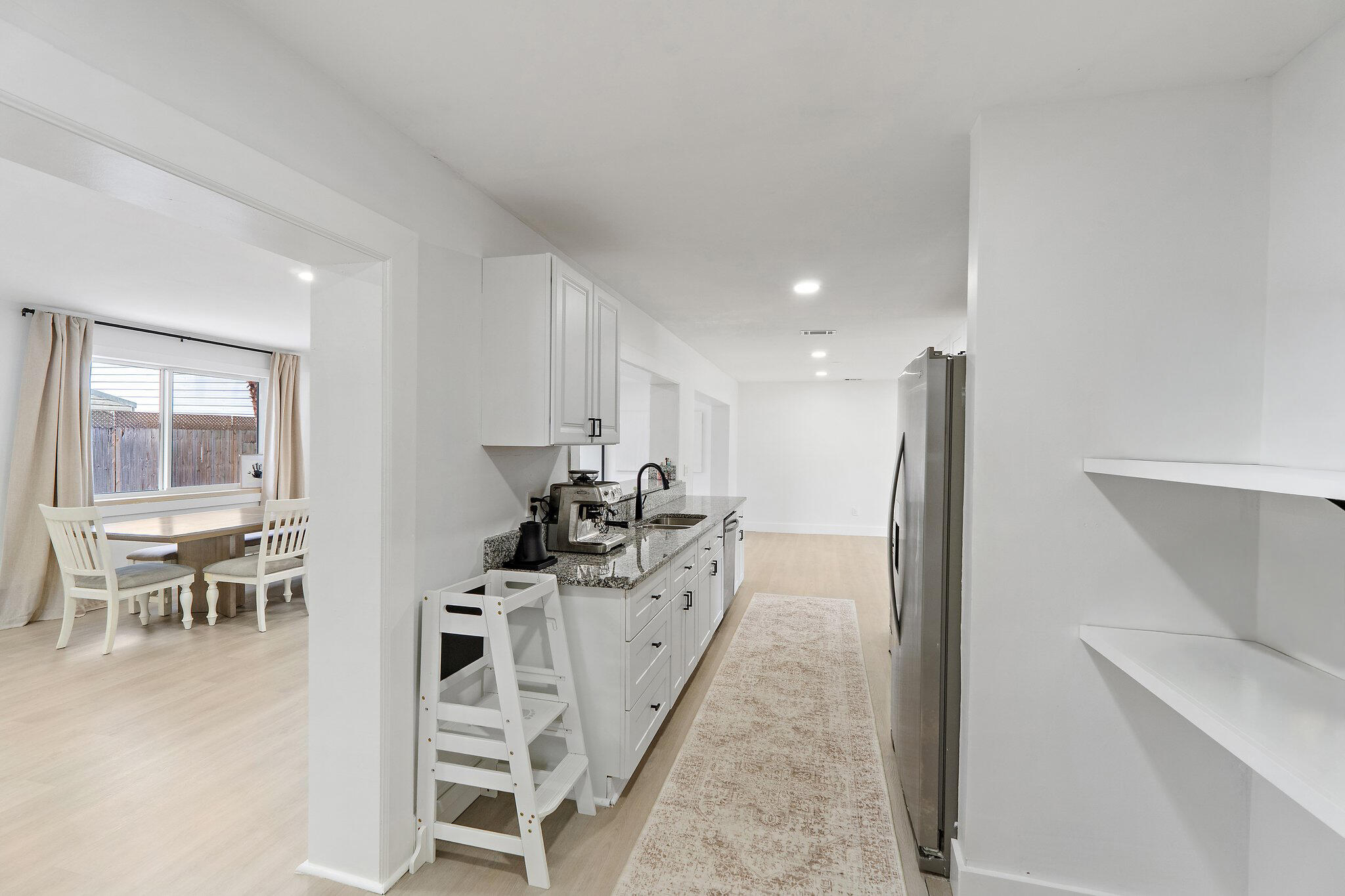 CORAL GARDENS - Residential