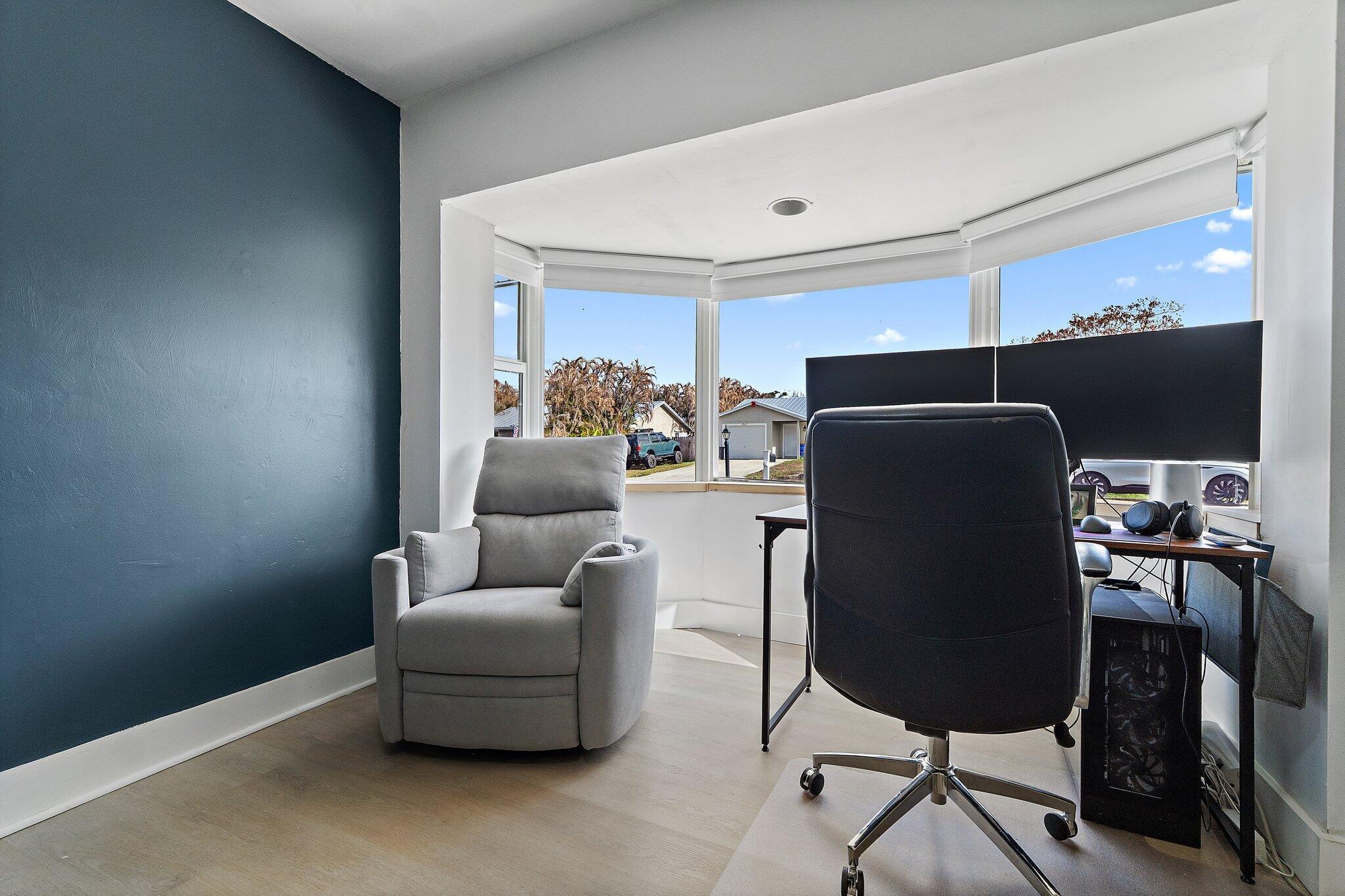 CORAL GARDENS - Residential