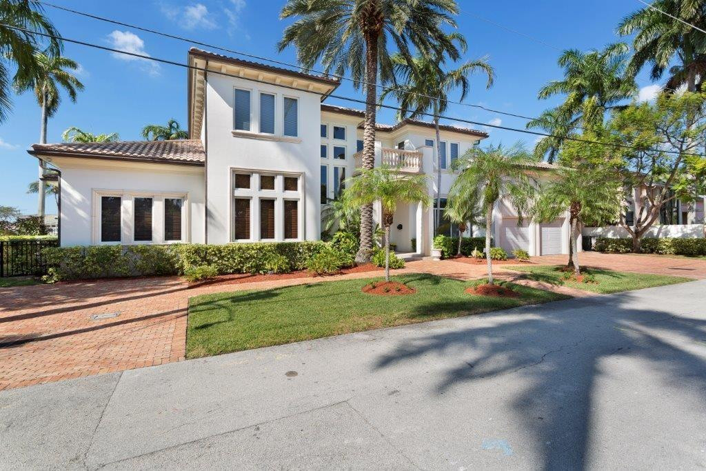 Las Olas Isles - Residential