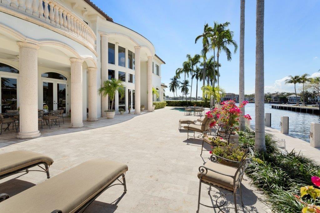 Las Olas Isles - Residential