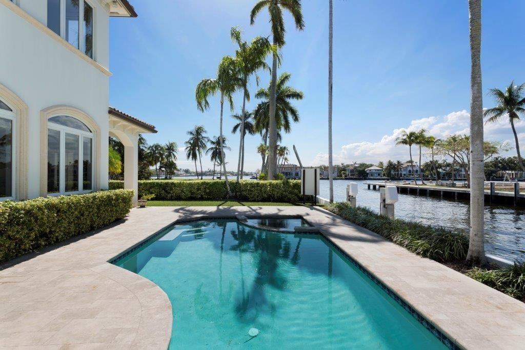 Las Olas Isles - Residential