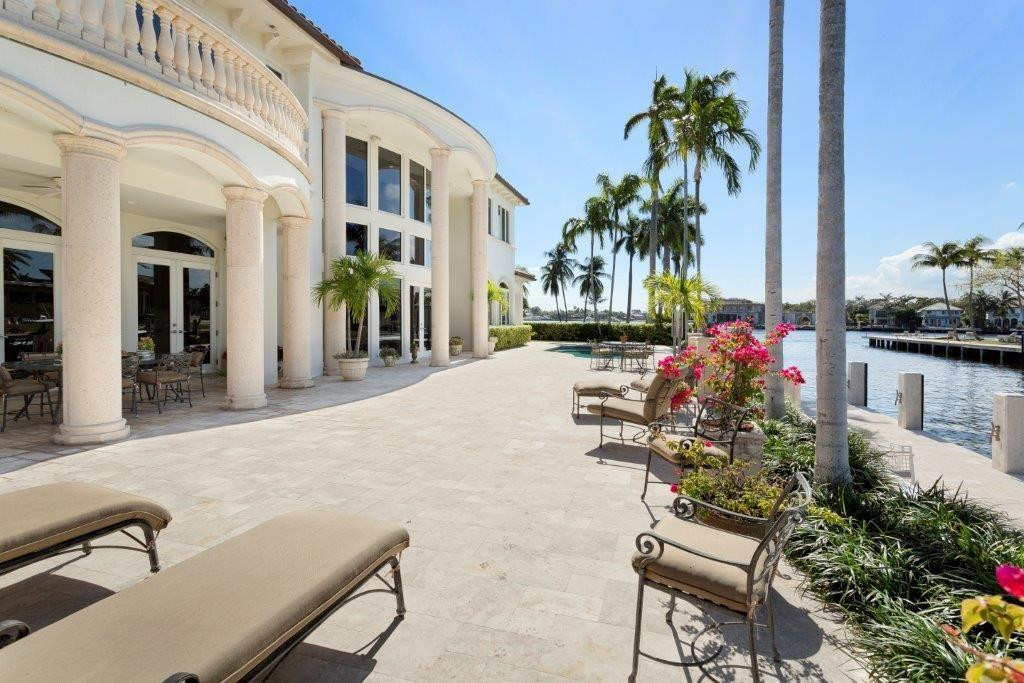 Las Olas Isles - Residential