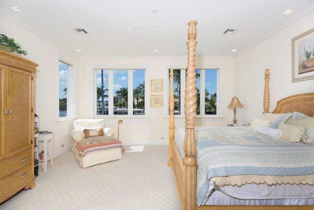 Las Olas Isles - Residential