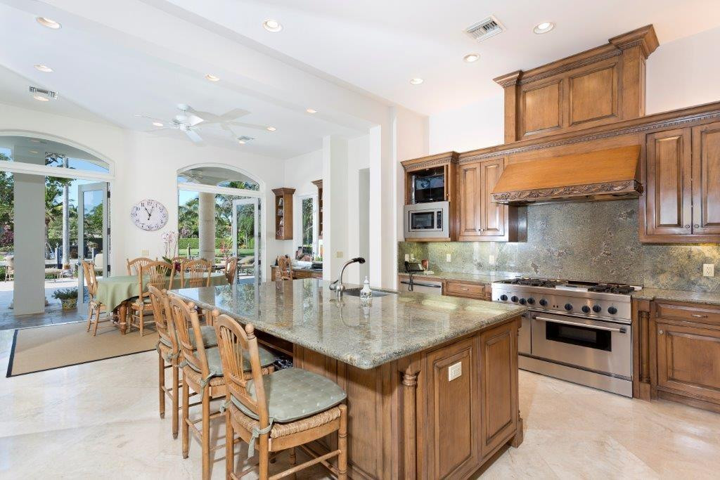 Las Olas Isles - Residential