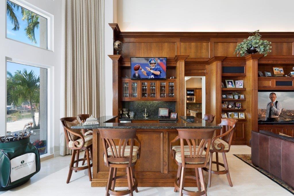 Las Olas Isles - Residential