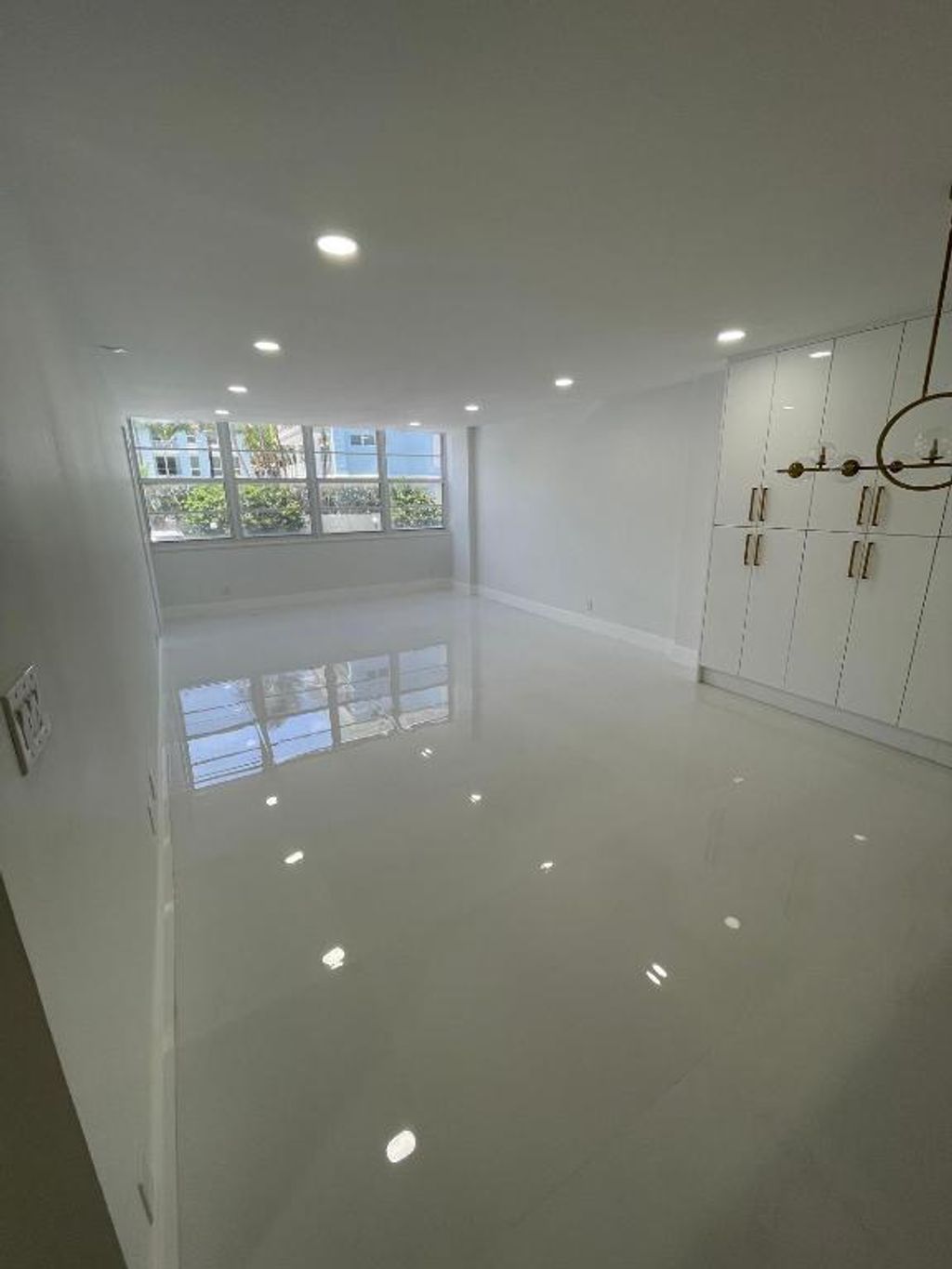 Photo of 800 SE 20th Avenue #105, Deerfield Beach, FL 33441 (MLS # R10995408)