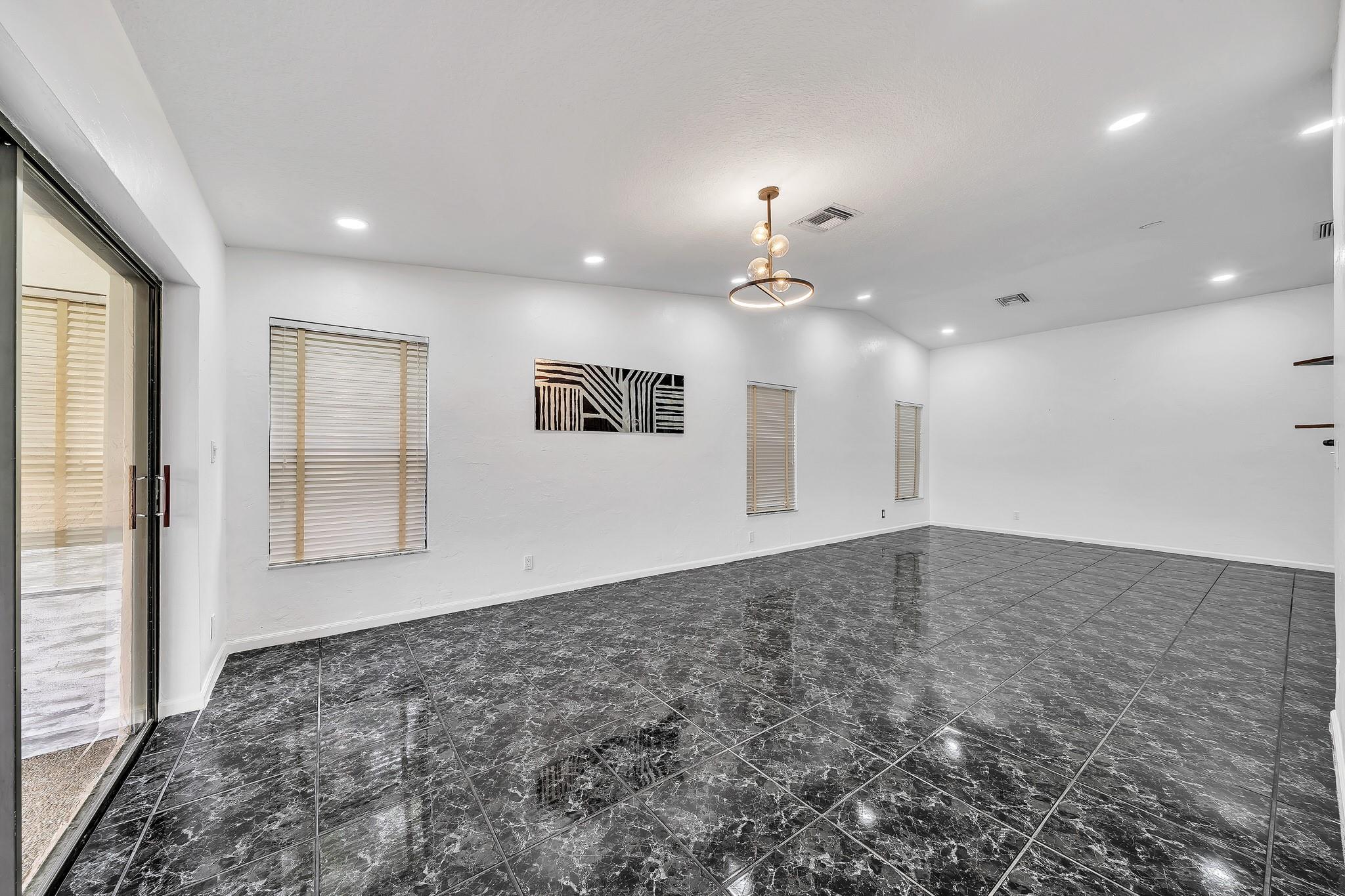 Cypress Glen 104-26 B - Residential