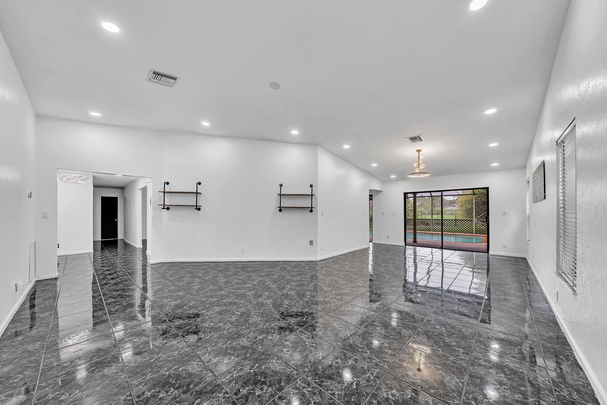 Cypress Glen 104-26 B - Residential