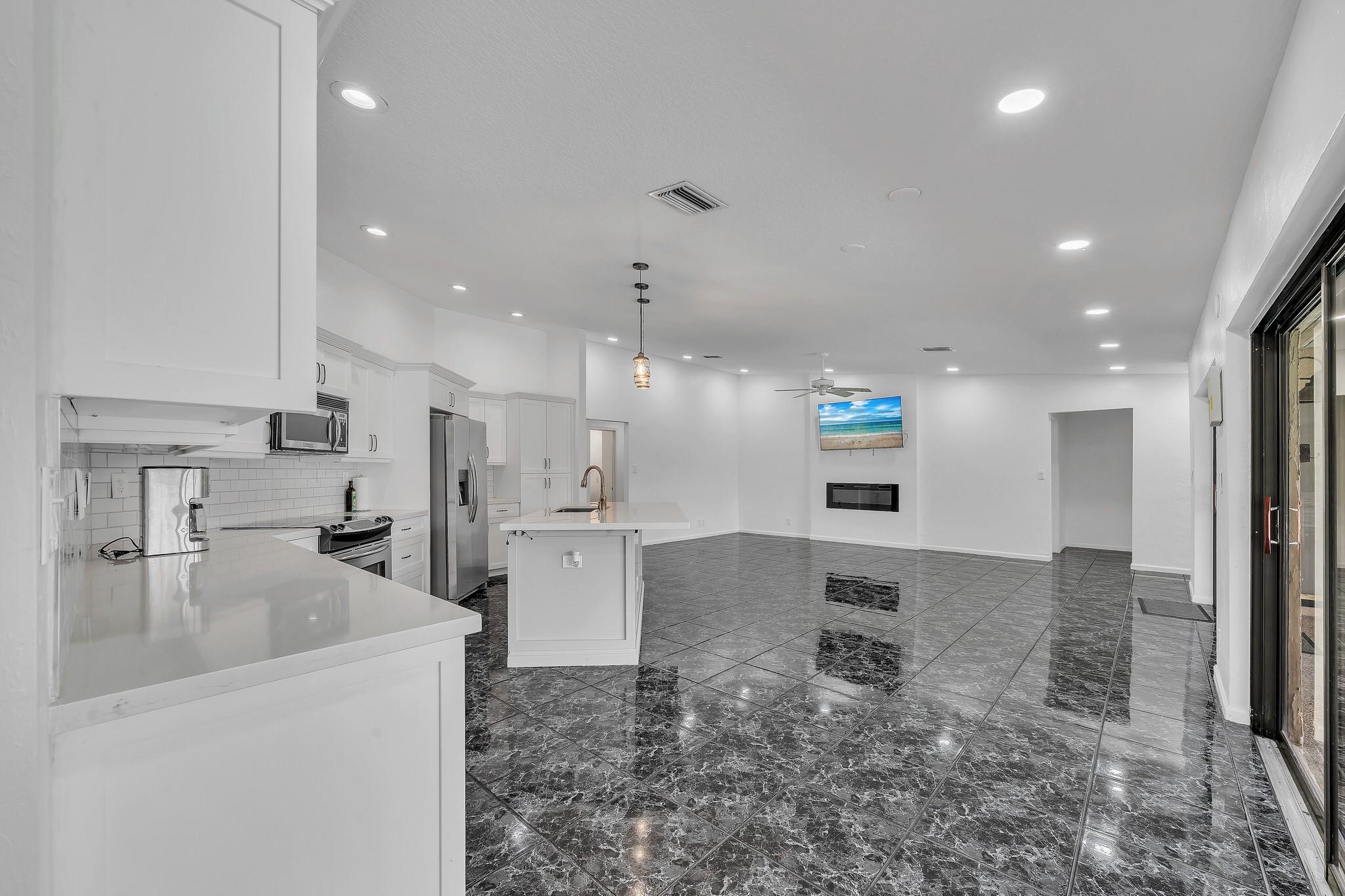 Cypress Glen 104-26 B - Residential