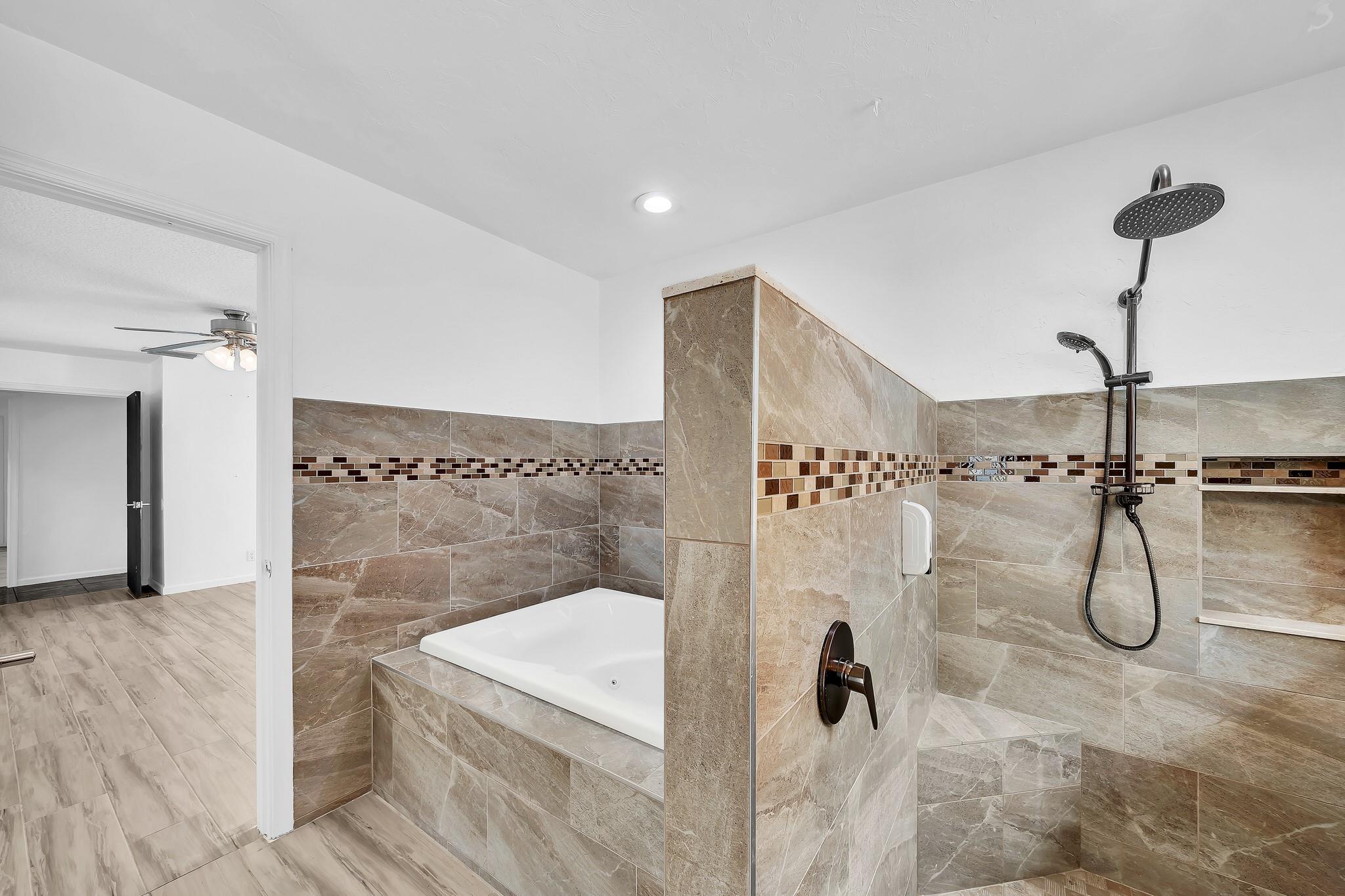 Cypress Glen 104-26 B - Residential