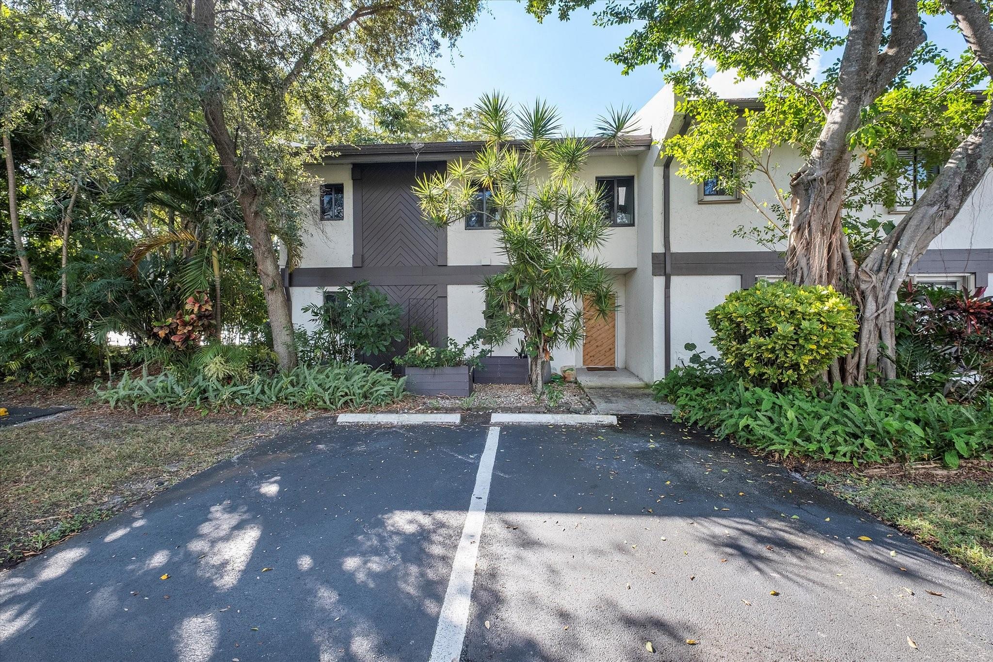 SANDPIPER AT CALIF CLUB - Residential