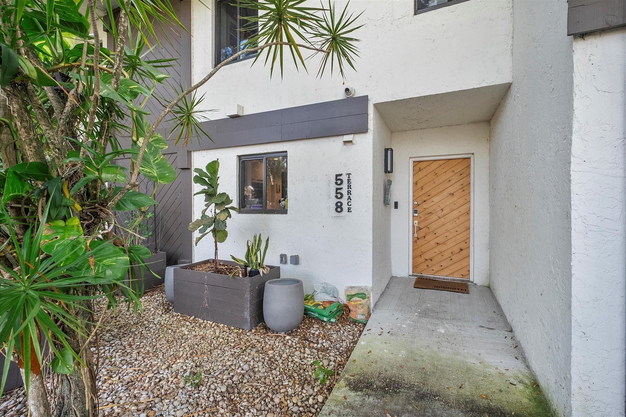 SANDPIPER AT CALIF CLUB - Residential