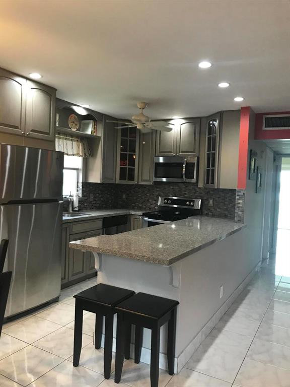 KINGS POINT TUSCANY CONDOS - Residential