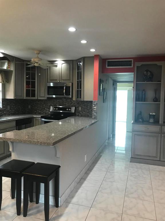 KINGS POINT TUSCANY CONDOS - Residential