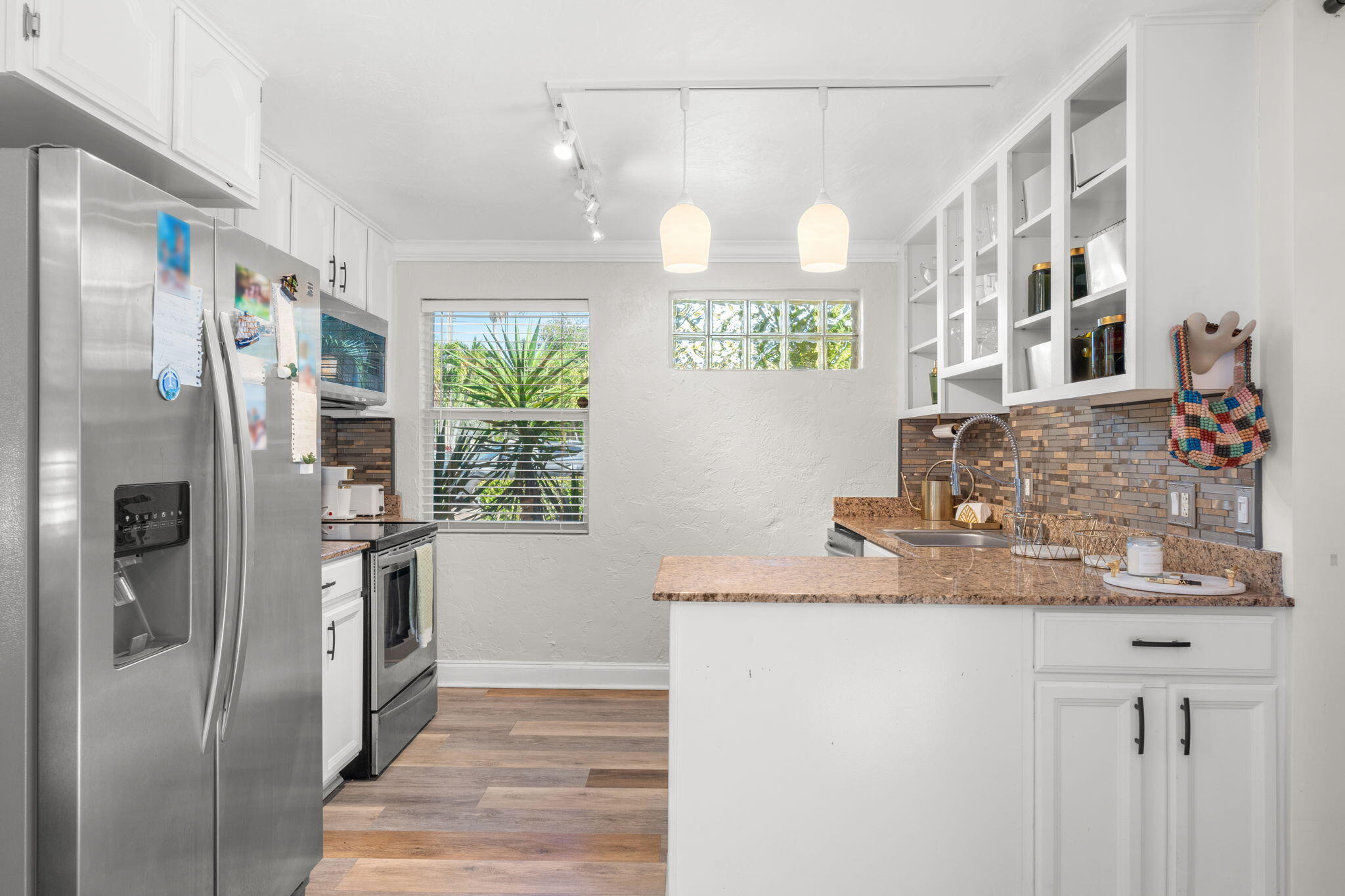 HERON HOUSE CONDO - Residential