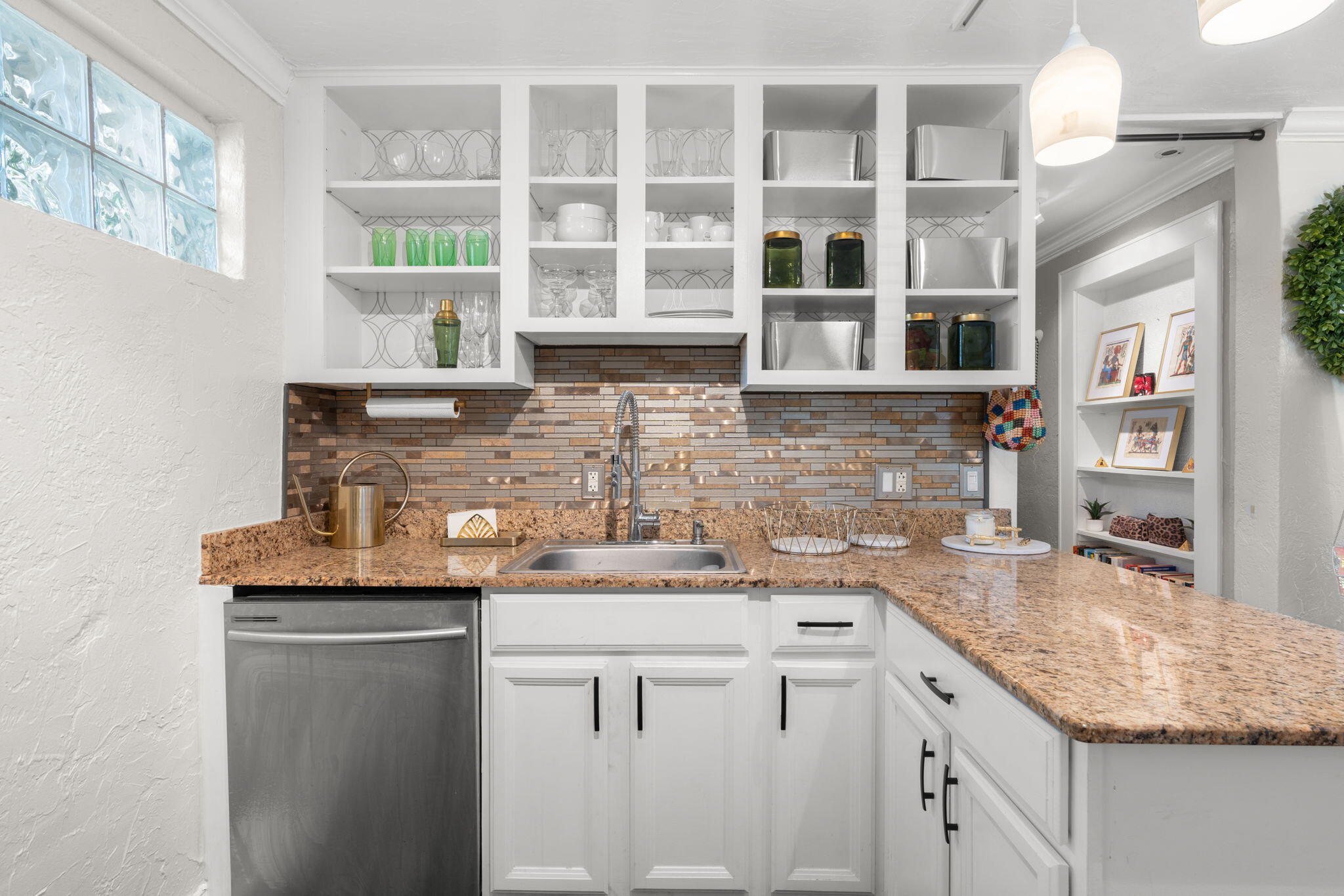 HERON HOUSE CONDO - Residential