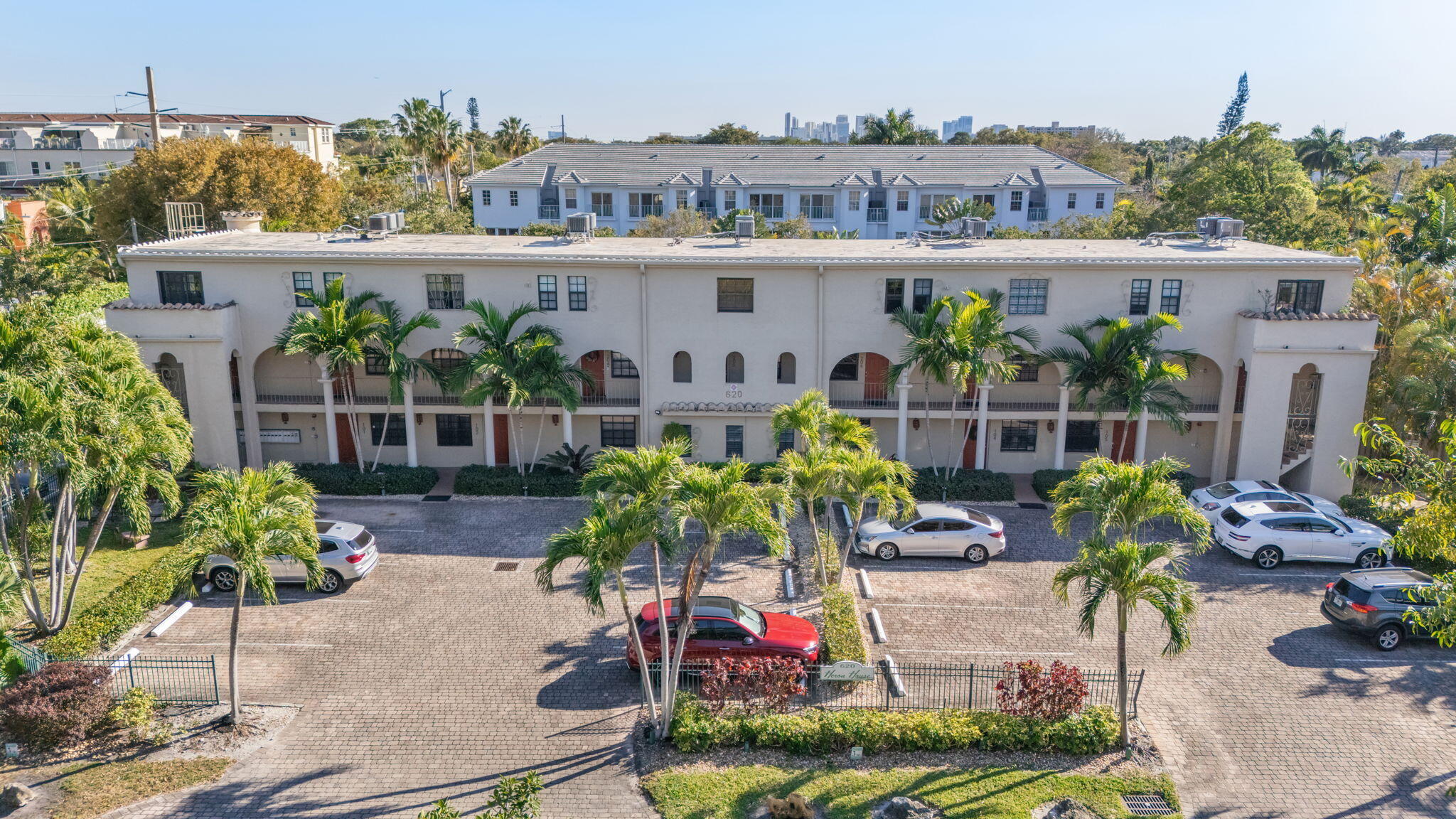 HERON HOUSE CONDO - Residential