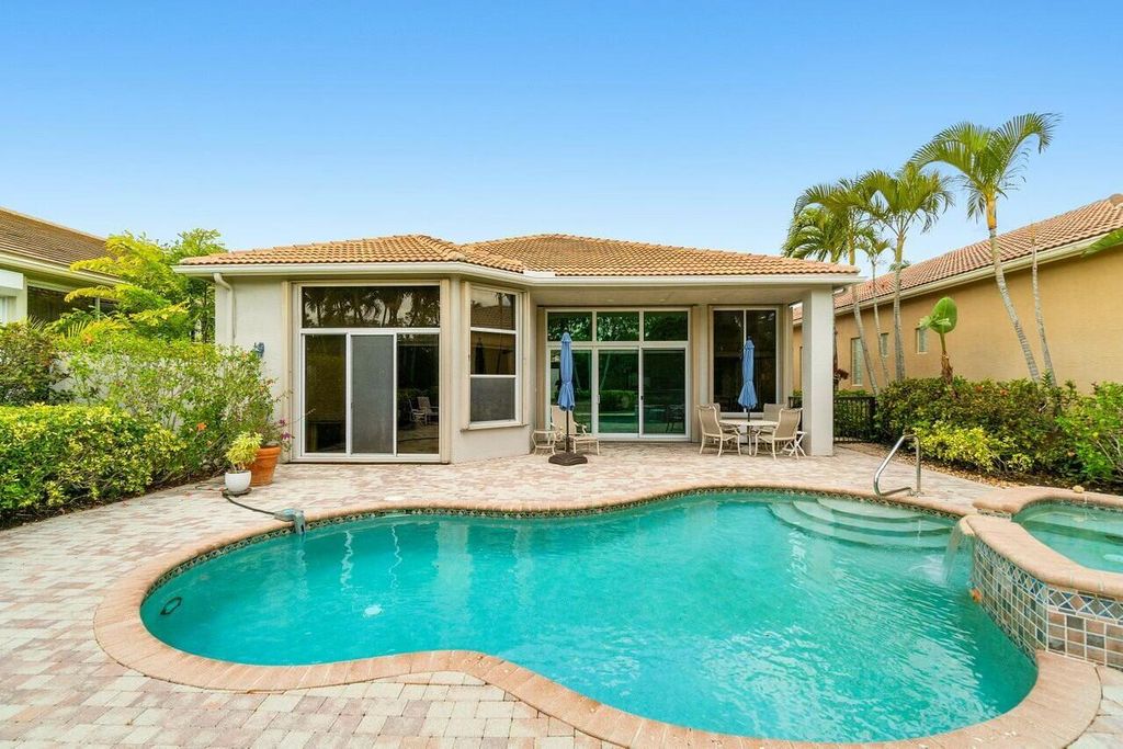 Photo of 168 Esperanza Way, Palm Beach Gardens, FL 33418 (MLS # R11077739)