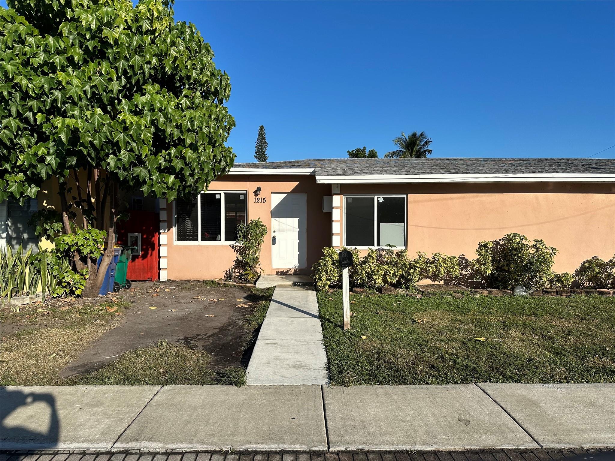 North Hollywood 4-1 B - Residential Lease