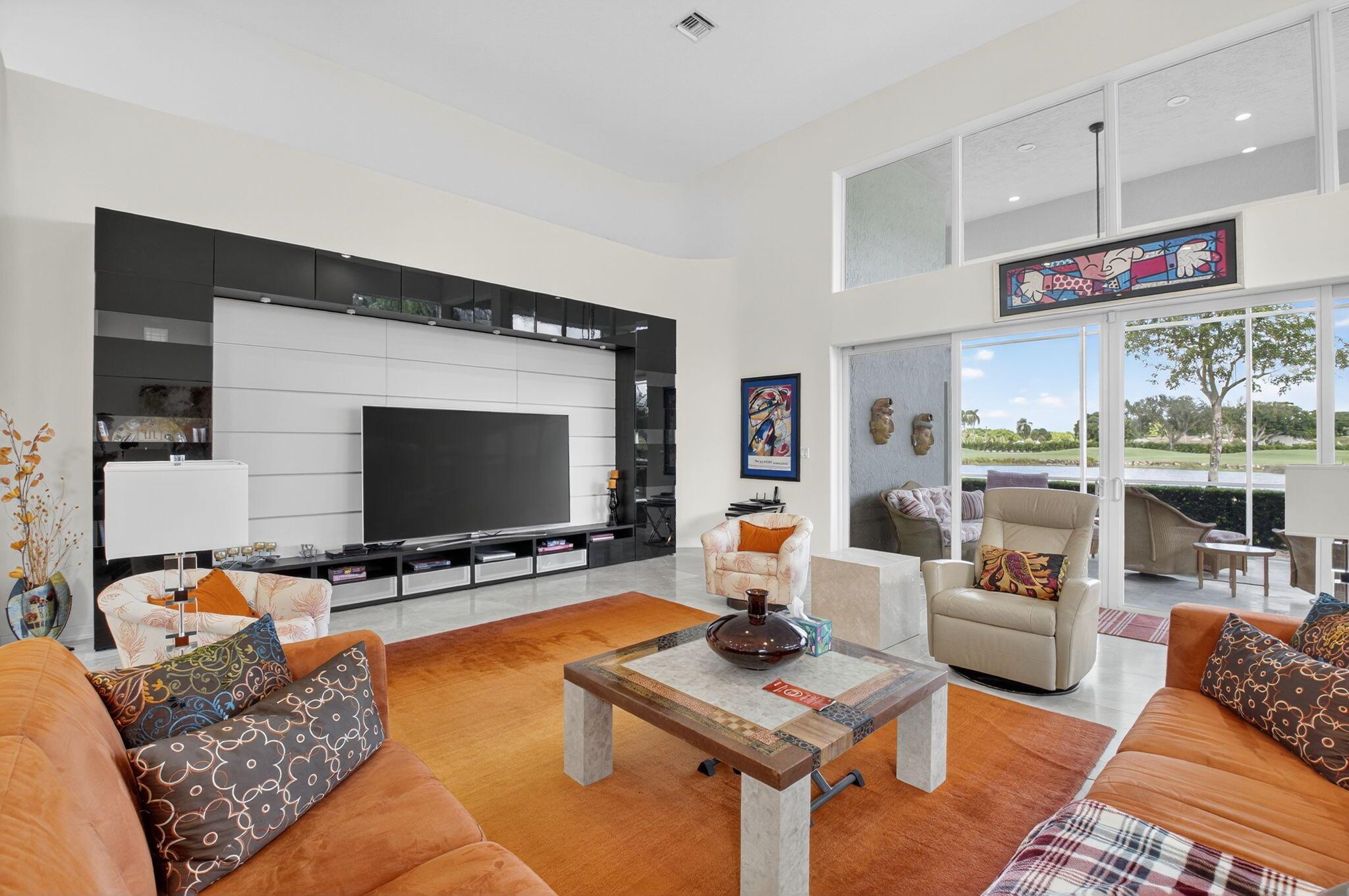 ROYAL PALM COVE/POLO CLUB - Residential